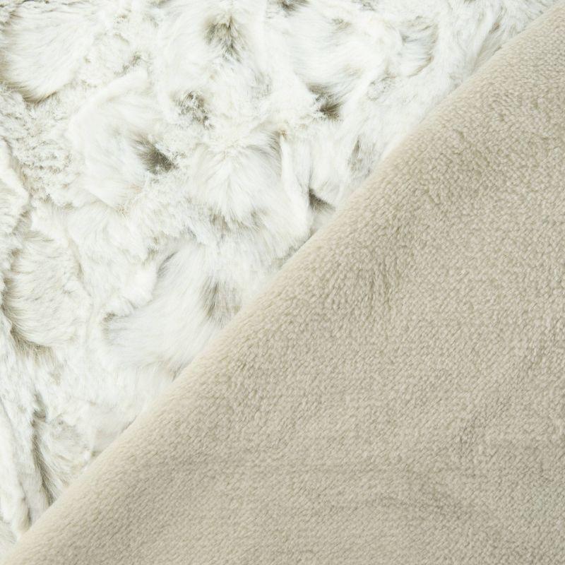 Arlee Cozy Waterproof Pet Throw