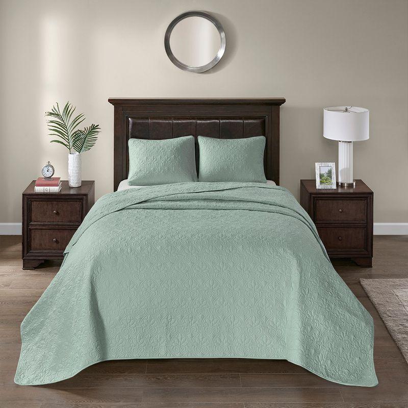 Quebec Reversible Bedspread Set