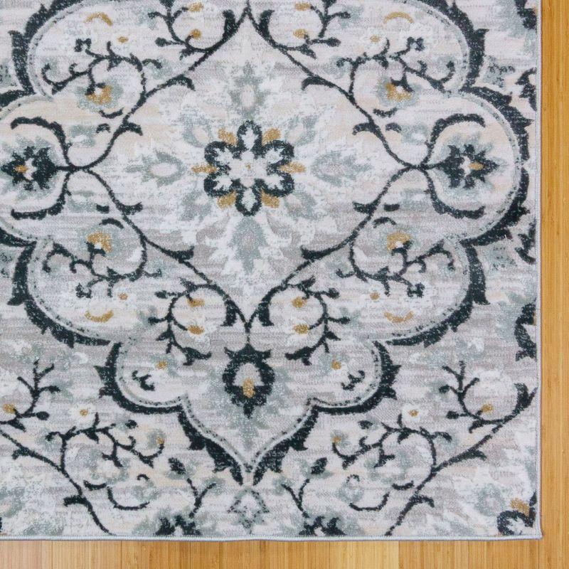 Quattro Medallion Gray/Black Scrolled Transitional Diamond Medallion Area Rug