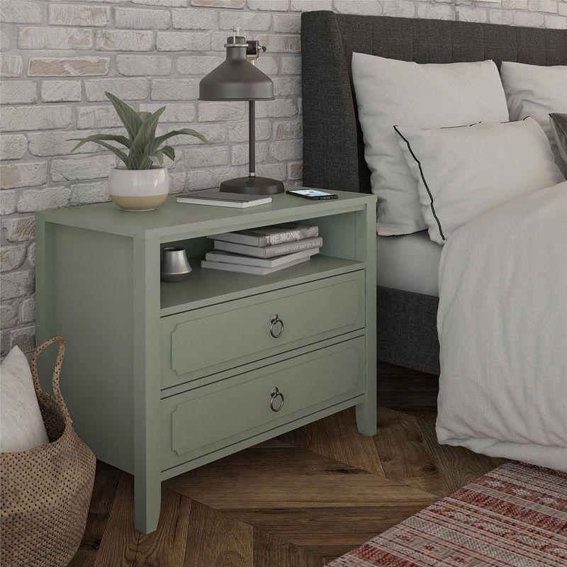 Her Majesty 2 - Drawer Nightstand