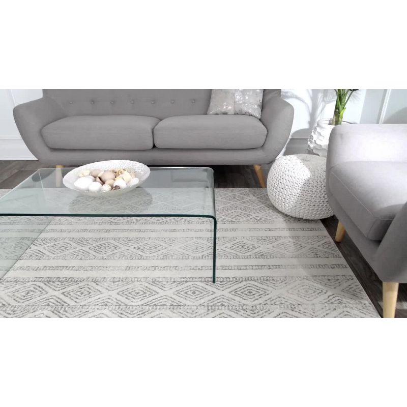 nuLOOM Sarina Diamonds Area Rug