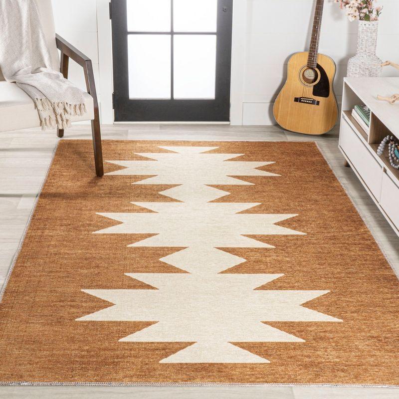 Chayton Minimalist Geometric Machine-Washable Area Rug - JONATHAN Y