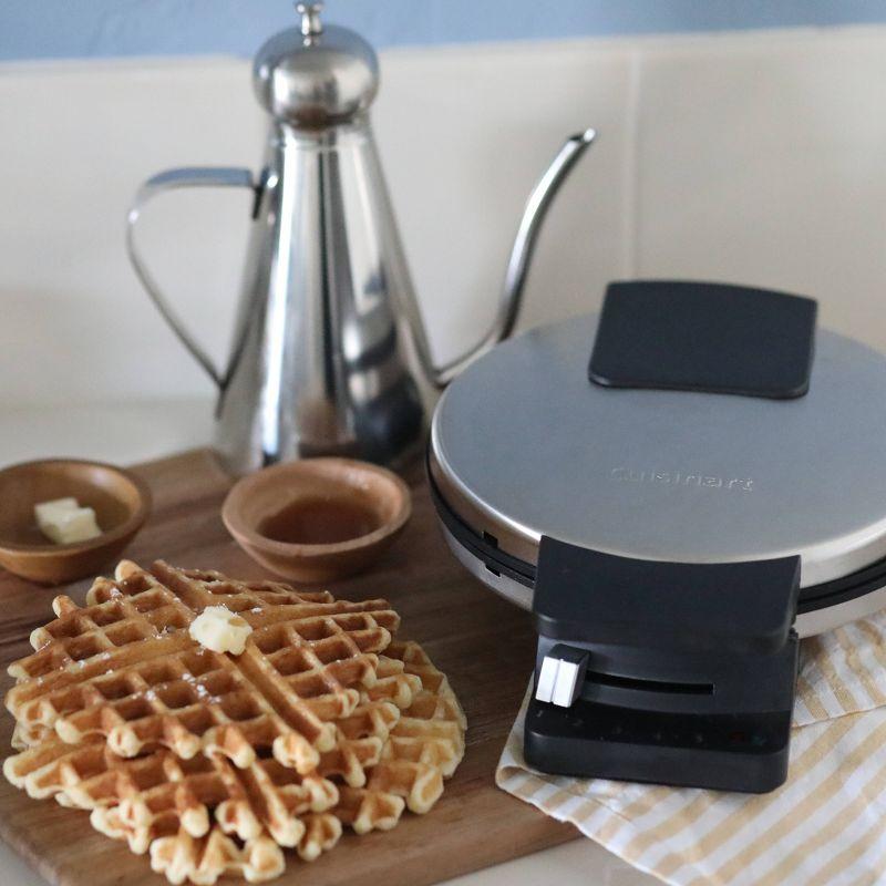 Cuisinart Classic Waffle Maker - Stainless Steel - WMR-CAP2: Nonstick, Temperature Control, 1000W, 4 Cavities, BPA-Free