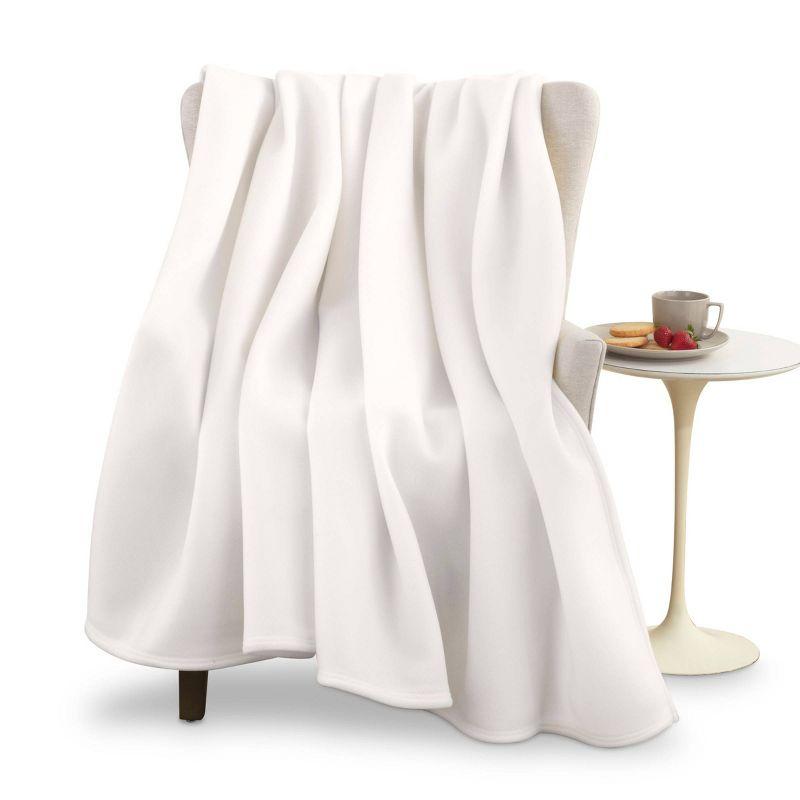 Luxurious King-Sized Ivory Fleece Reversible Blanket