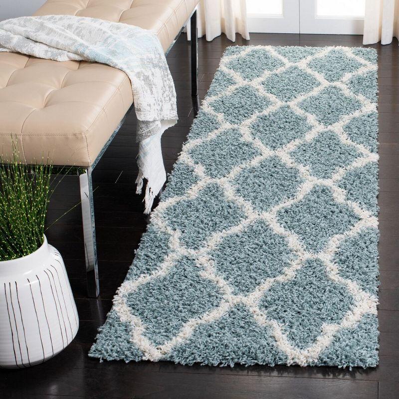 Seafoam and Ivory Hand-knotted Shag Runner Rug