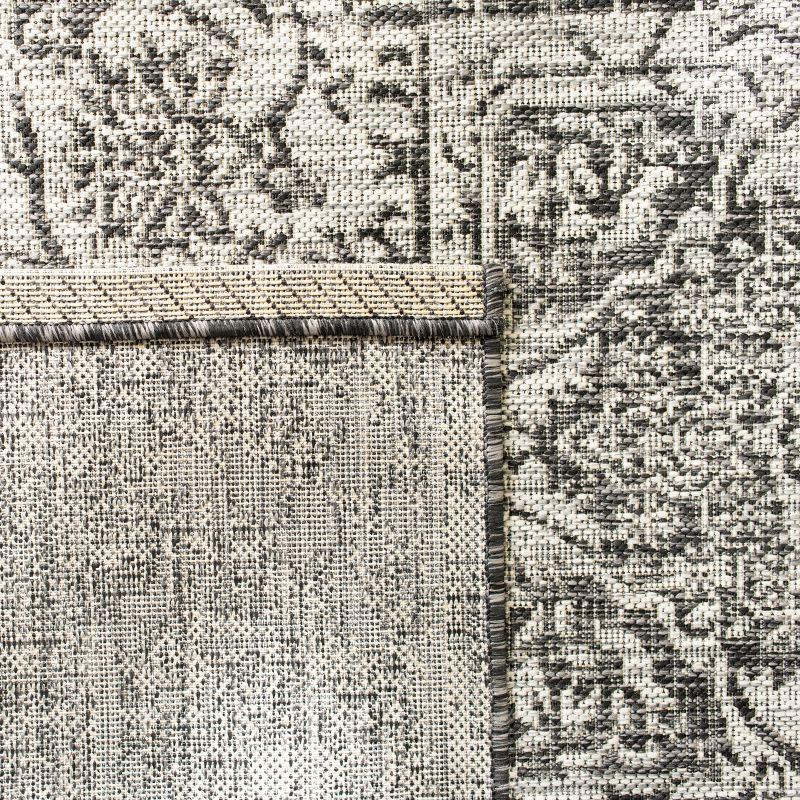 Courtyard CY8763 Power Loomed Indoor/Outdoor Area Rug  - Safavieh