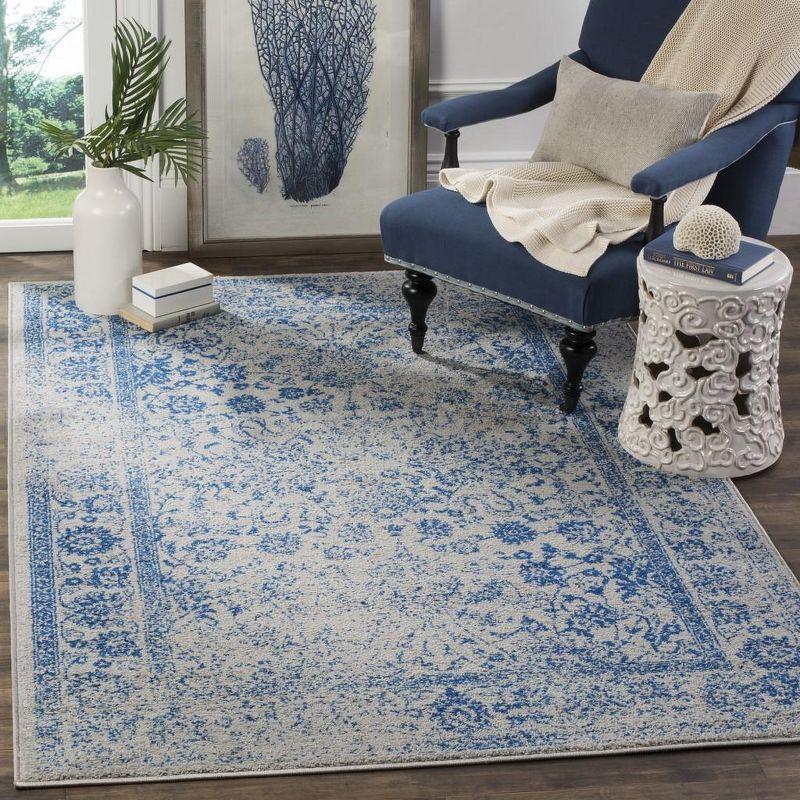 Lodge-Inspired Grey/Blue Synthetic Area Rug, 5'1" x 7'6"