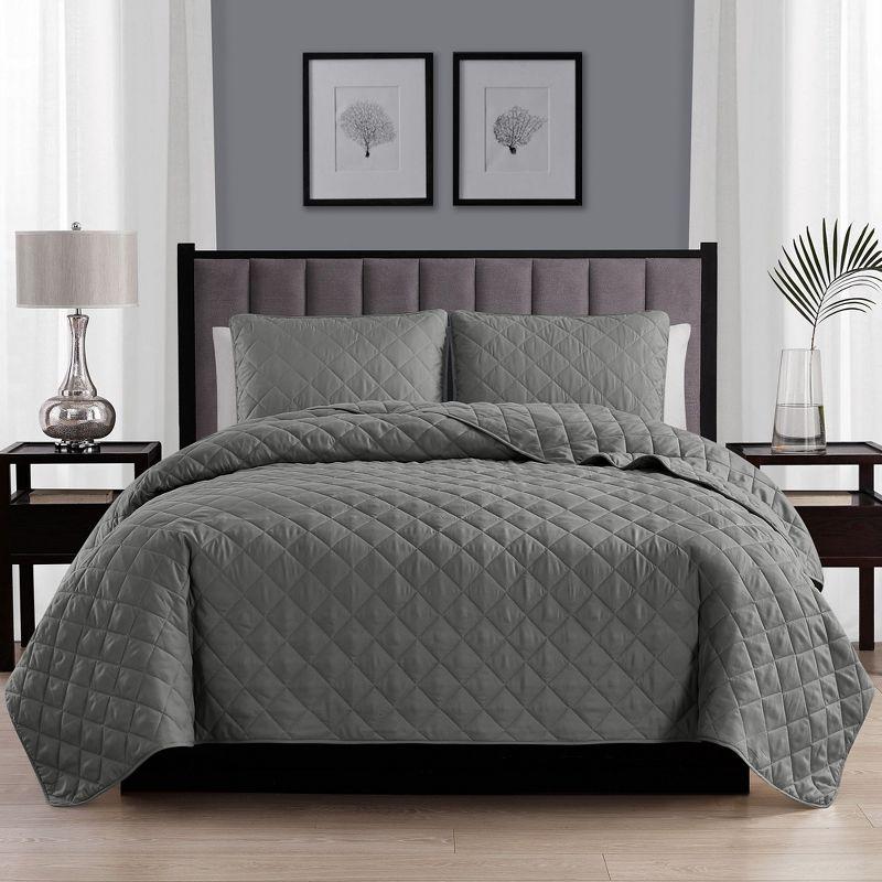 Swift Home | Essential Diamond Stitched 3-Piece Quilt Set Dark Grey Full/Queen