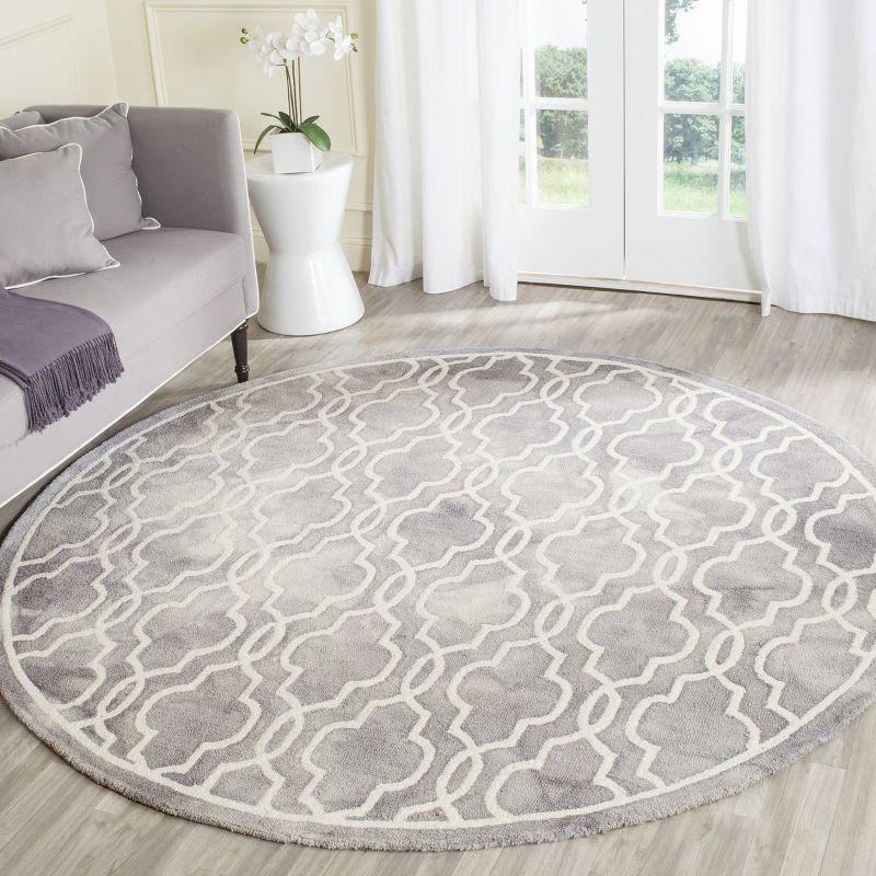 Dip Dye DDY539 Hand Tufted Indoor Area Rug - Grey/Ivory - 7' Round - Safavieh