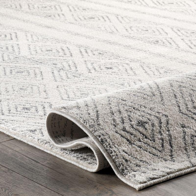 nuLOOM Sarina Diamonds Area Rug