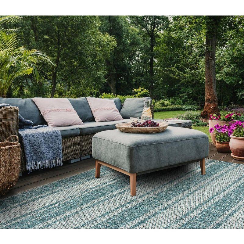 Courtyard CY8736 Power Loomed Indoor/Outdoor Area Rug  - Safavieh