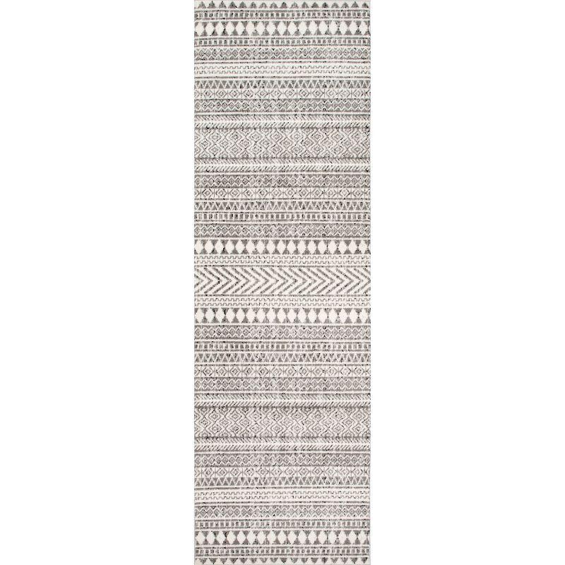 Gray Geometric Pattern Stain-Resistant Area Rug 2x6 Feet