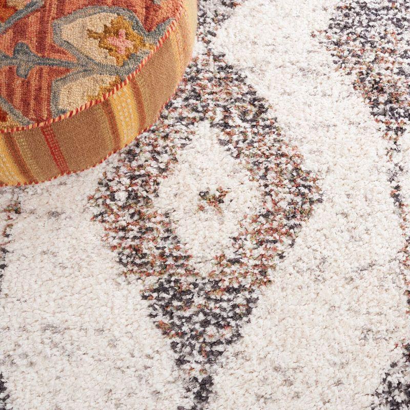 Jericho JER102 Power Loomed Area Rug  - Safavieh