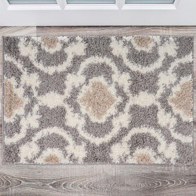 World Rug Gallery Cozy Moroccan Trellis Shag Area Rug - Gray 2' x 3'