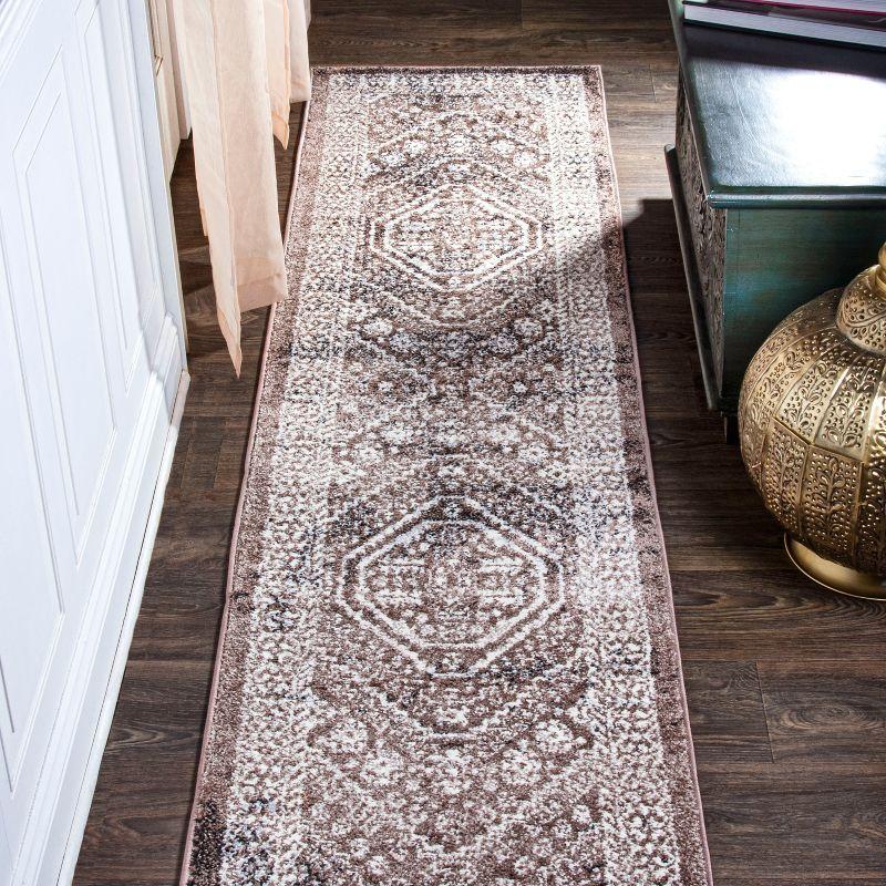 Bohemian Medallion Brown/Ivory Synthetic Area Rug - Easy Care