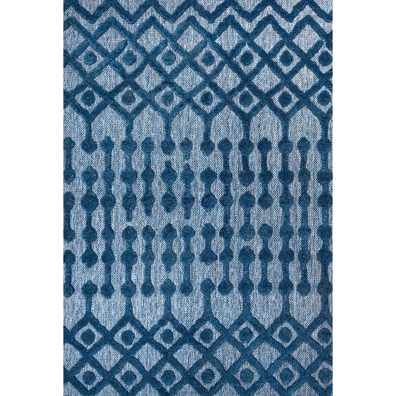 Peralta Moroccan Diamond Indoor/Outdoor Area Rug - JONATHAN Y