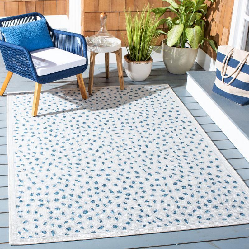 Ivory and Blue Non-slip Stain-resistant Indoor/Outdoor Rug