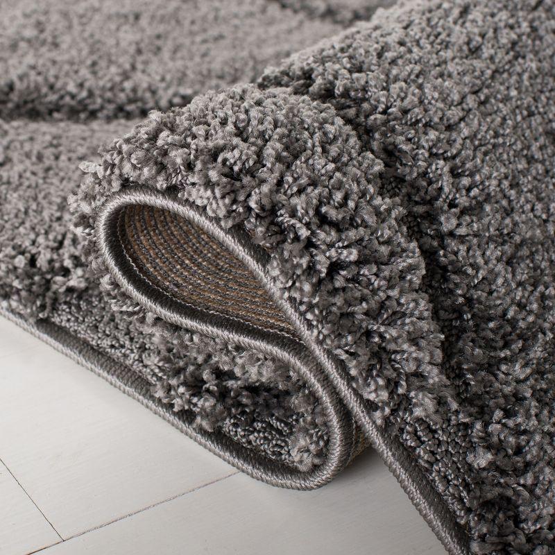 Florida Shag SG455 Power Loomed Indoor Area Rug - Grey - 5'3"x7'6" - Safavieh.