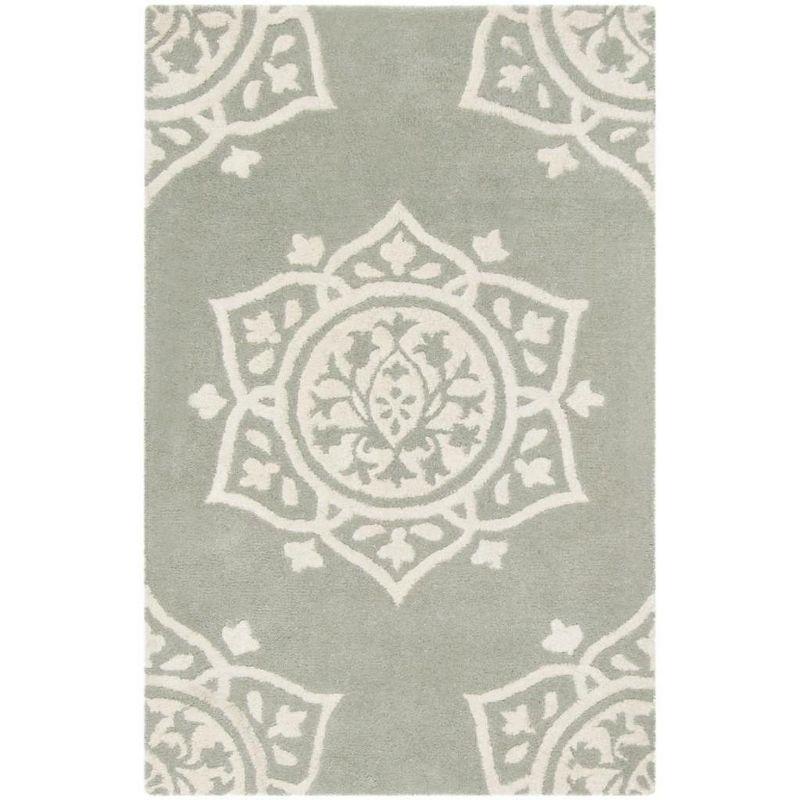 Bella BEL136 Hand Tufted Accent Rug Grey / Ivory 2'-6" X 4' - Safavieh.