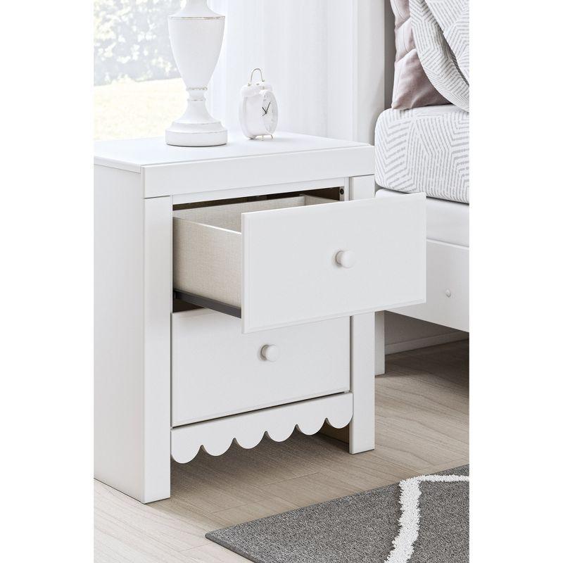 Mollviney Nightstand