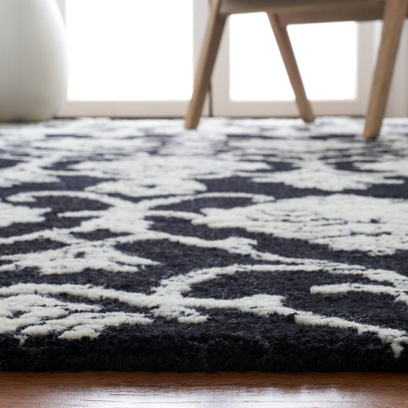 Elegant Floral Hand-Tufted Wool Runner Rug in Black - 27" x 7"