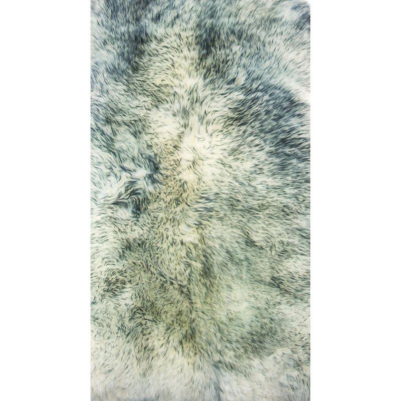 Natural Milan Sheepskin Single Rug | Logan berry | 2'x3'