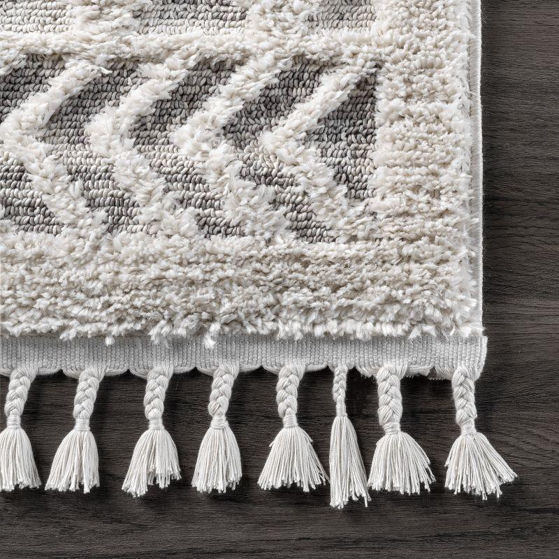 nuLOOM Ansley Moroccan Lattice Tassel Area Rug