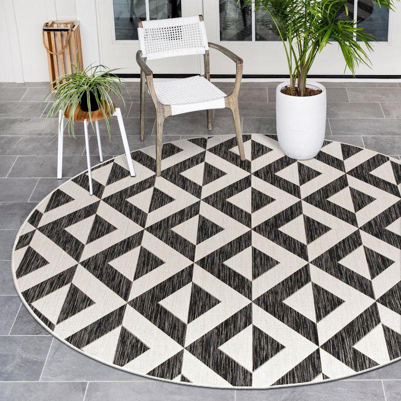 Jill Zarin 4' 0 x 4' 0 Round Indoor/Outdoor Charcoal Gray Area Rug