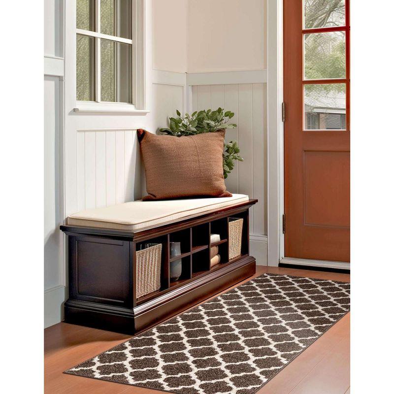 Unique Loom 2' 0 x 6' 1 Trellis Philadelphia Brown Area Rug