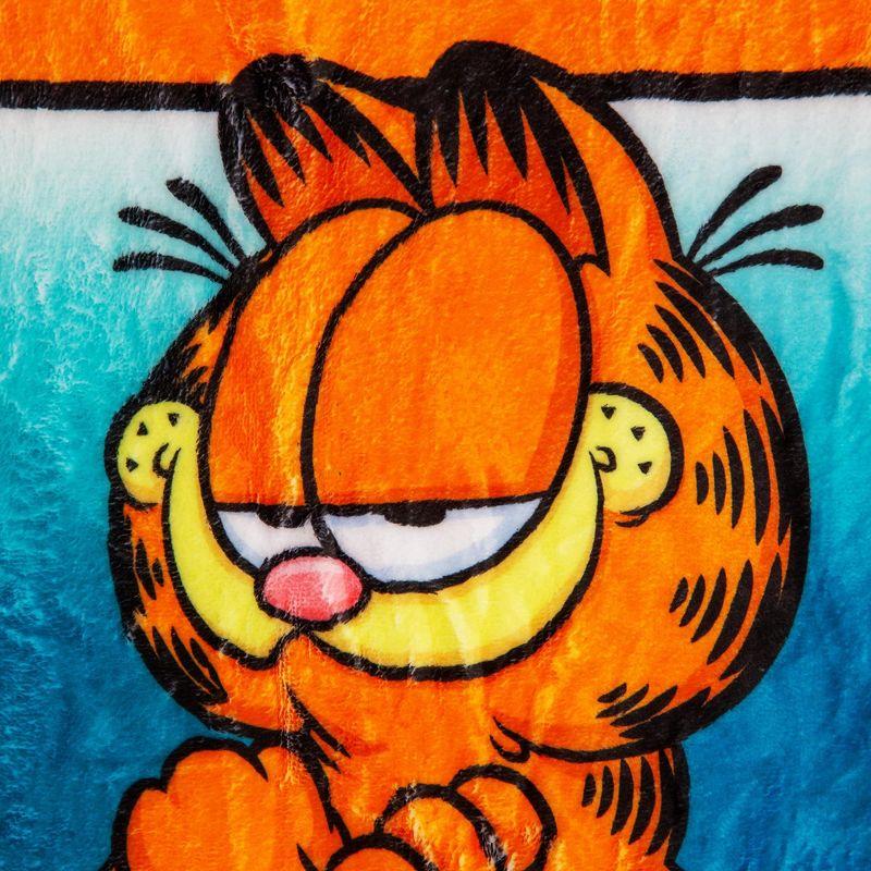 Surreal Entertainment Garfield and Friends Fleece Throw Blanket | 45 x 60 Inches