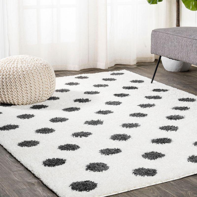 5'x8' Pere Modern Charcoal Dot Shag Area Rug, White/Black - JONATHAN Y