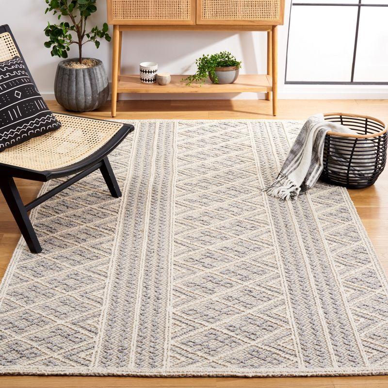 Gray 8' x 10' Hand-Tufted Wool and Viscose Area Rug