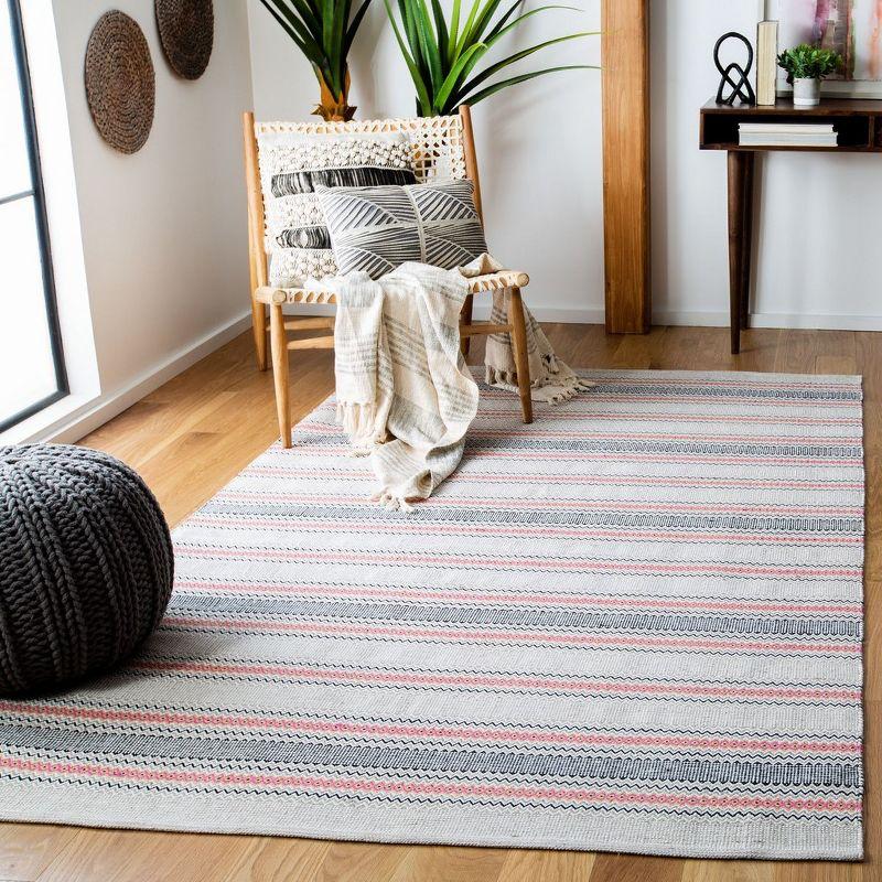 Montauk MTK536 Hand Woven Area Rug  - Safavieh