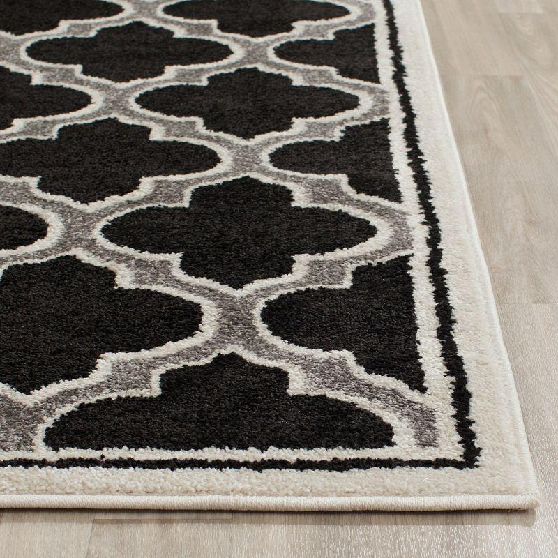 Anthracite/Ivory Geometric 2'3" X 7' Synthetic Easy-Care Runner Rug