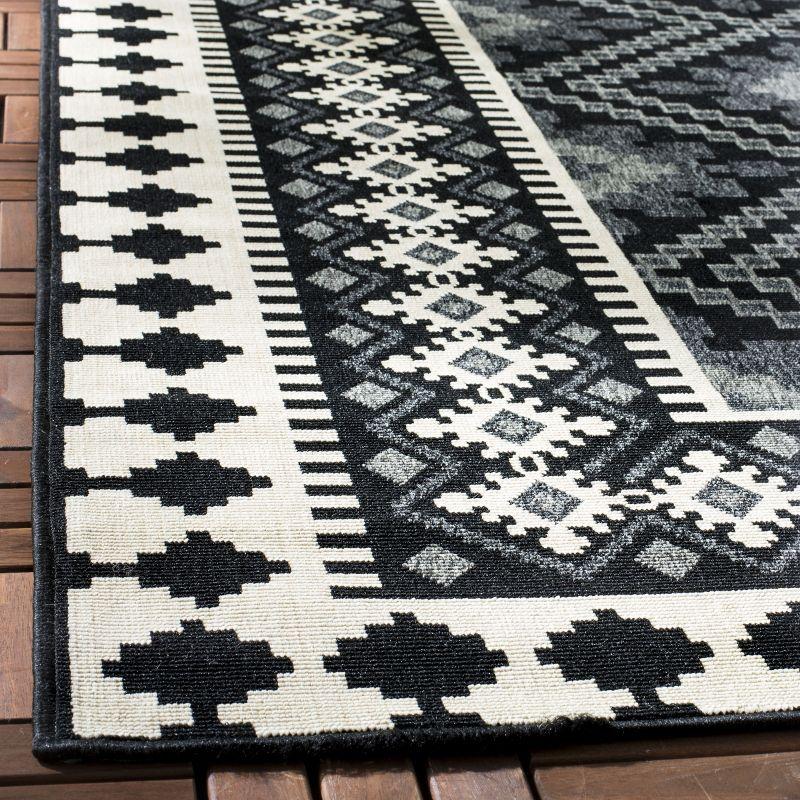 Veranda VER099 Power Loomed Indoor/Outdoor Runner Rug - Black/Creme - 2'3"x6'7" - Safavieh