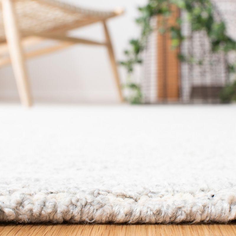 Himalaya HIM153 Hand Tufted Runner Rug - Silver - 2'3"x8' - Safavieh.
