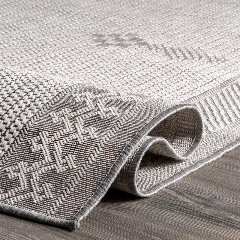 nuLOOM Lowen Global Indoor/Outdoor Area Rug