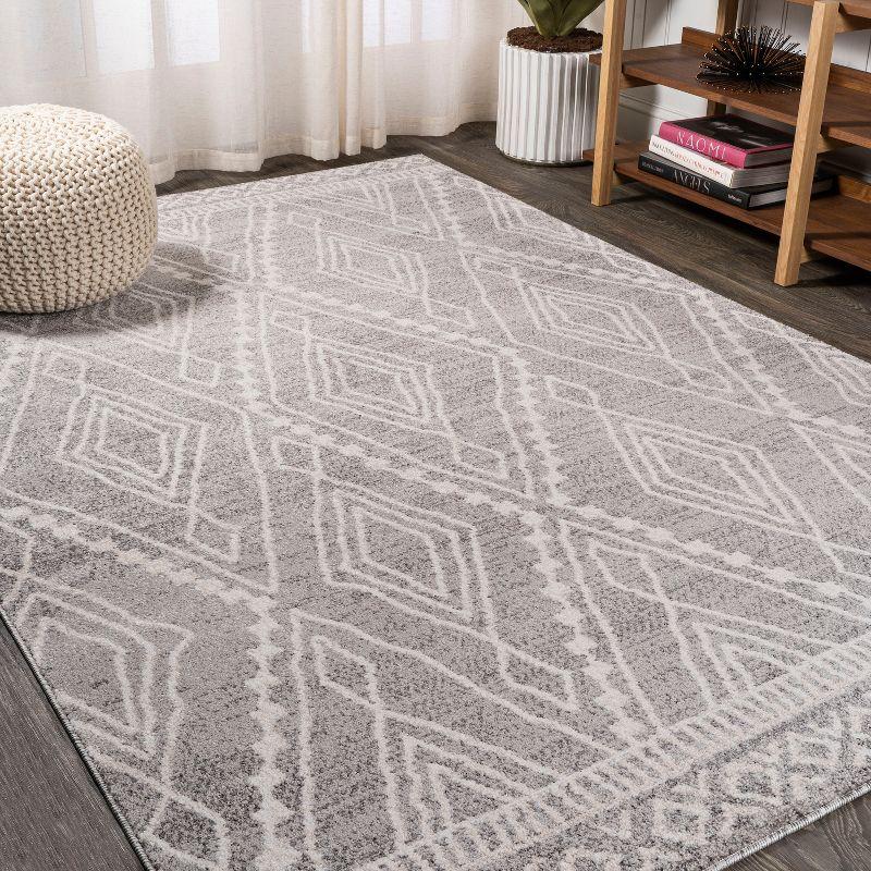 Gray and Ivory Diamond Pattern Reversible Area Rug
