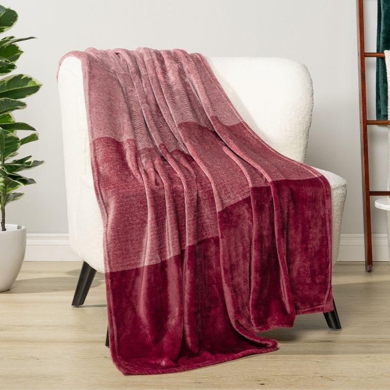 Gradient Wine Fleece Throw Blanket for Sofa Couch