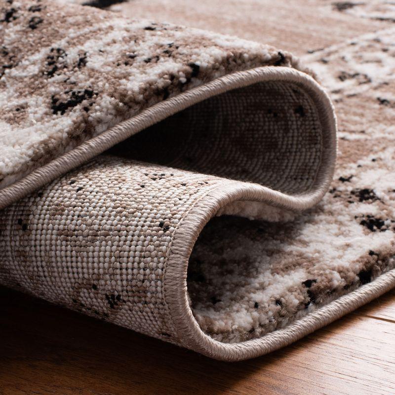 Vintage Hamadan VTH228 Power Loomed Indoor Area Rug - Brown/Ivory - 4'x6' - Safavieh