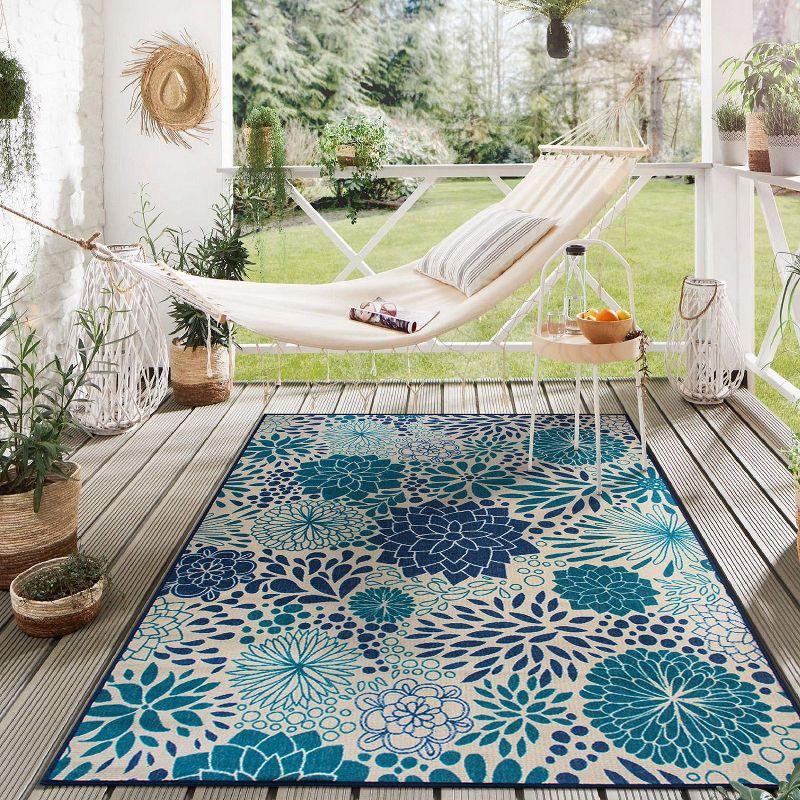 World Rug Gallery Modern Floral Circles Flatweave Indoor/Outdoor Area Rug