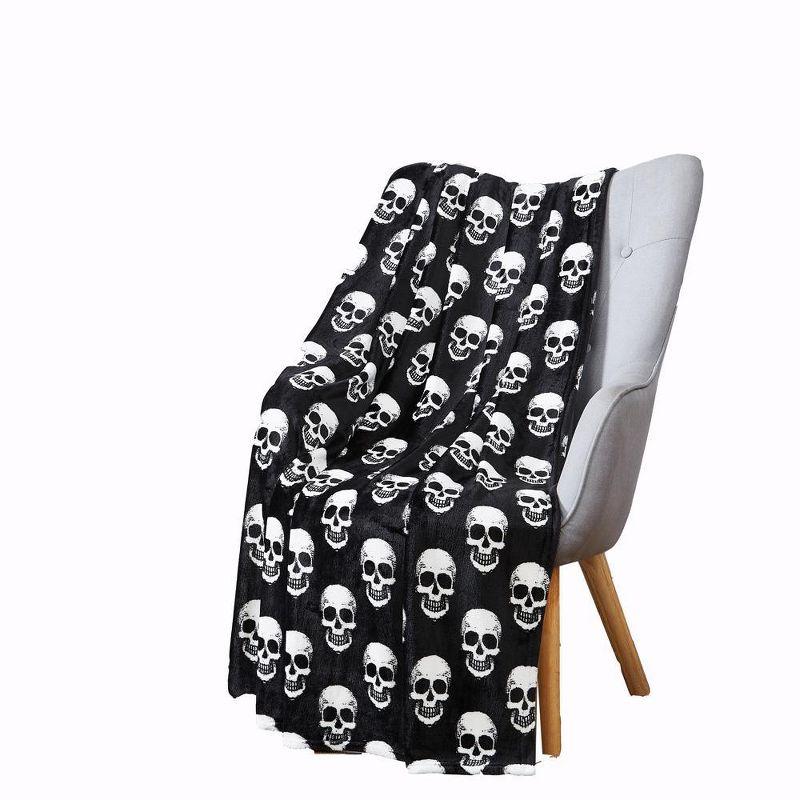 Halloween Skulls Black Fleece Throw Blanket 50" x 70"