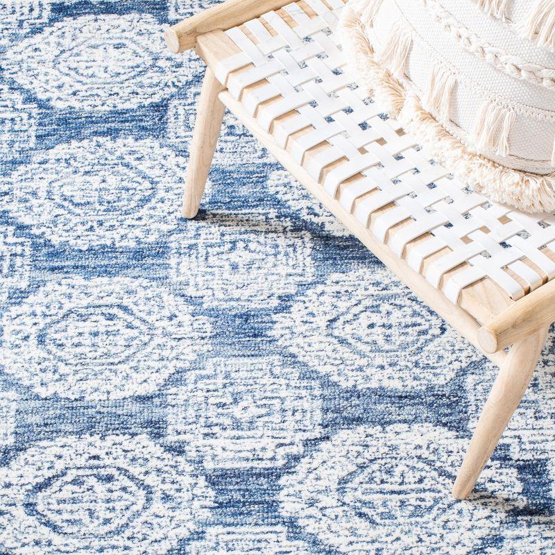 Metro MET803 Hand Tufted Indoor Area Rug - Natural/Blue - 4'x6' - Safavieh