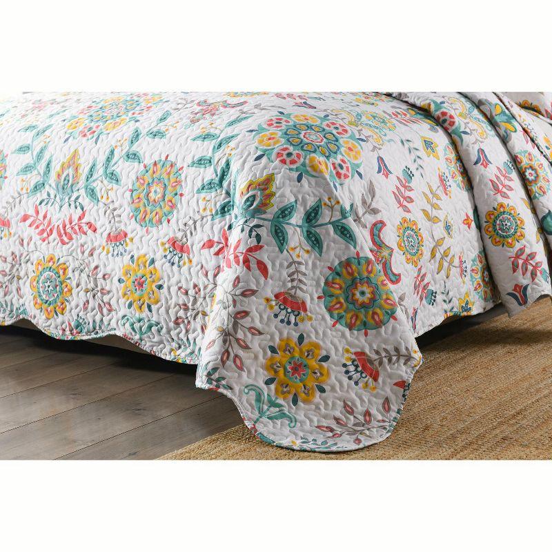 MarCielo Bohemian Floral Quilt Set