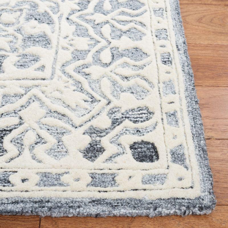 Metro MET861 Hand Tufted Area Rug  - Safavieh