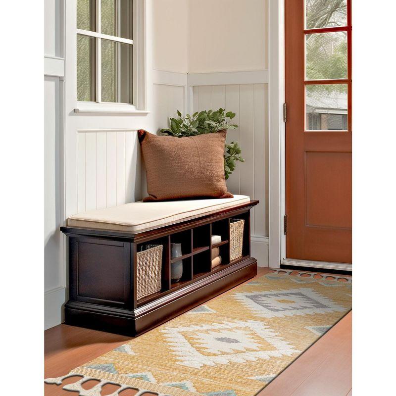 Unique Loom 2' 2 x 6' 1 Mesa Papago Gold Area Rug