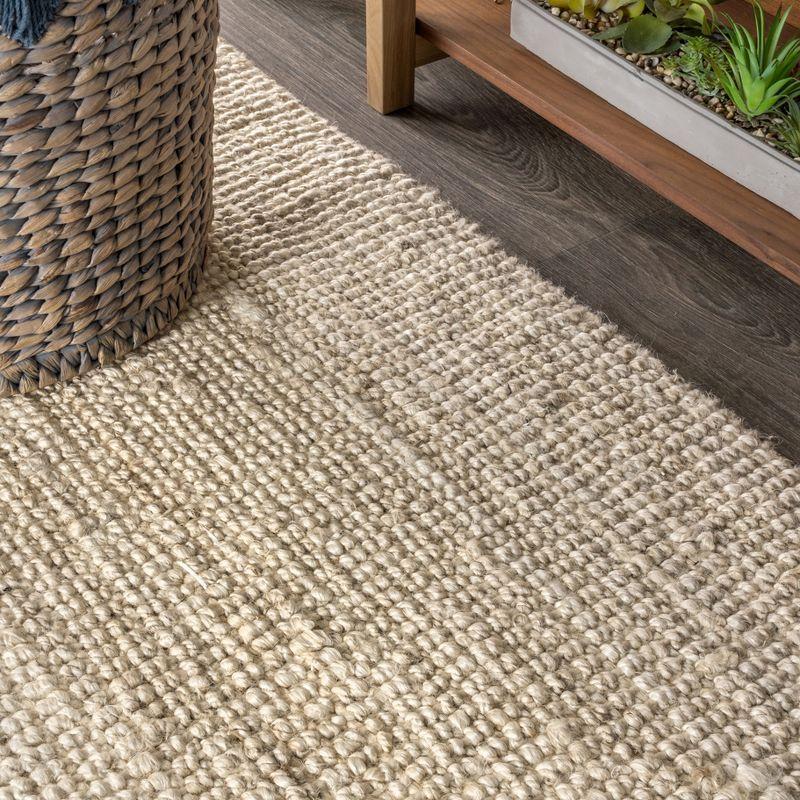 Pata Hand Woven Chunky Jute Indoor Area Rug - JONATHAN Y