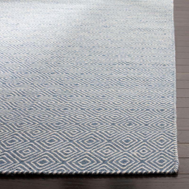 Coastal Charm Handwoven Blue & Ivory Wool Diamond Rug - 8' x 10'