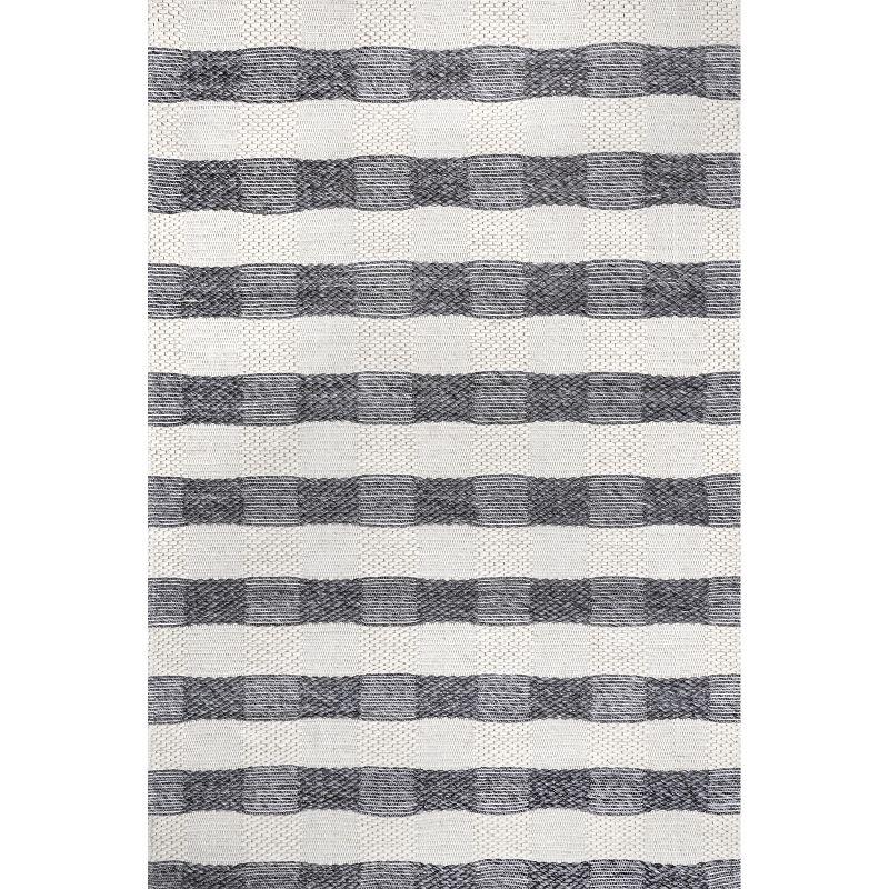 Sophie 6' x 9' Easy Care Striped Gray Wool Area Rug