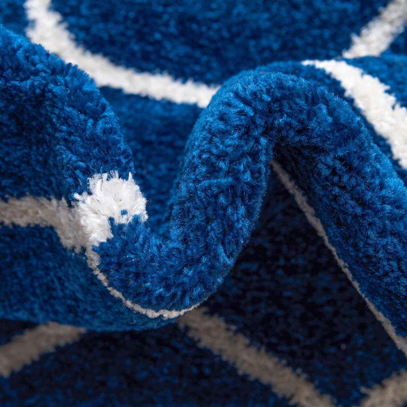 Unique Loom 5' 0 x 5' 0 Trellis Frieze Rounded Navy Blue Area Rug
